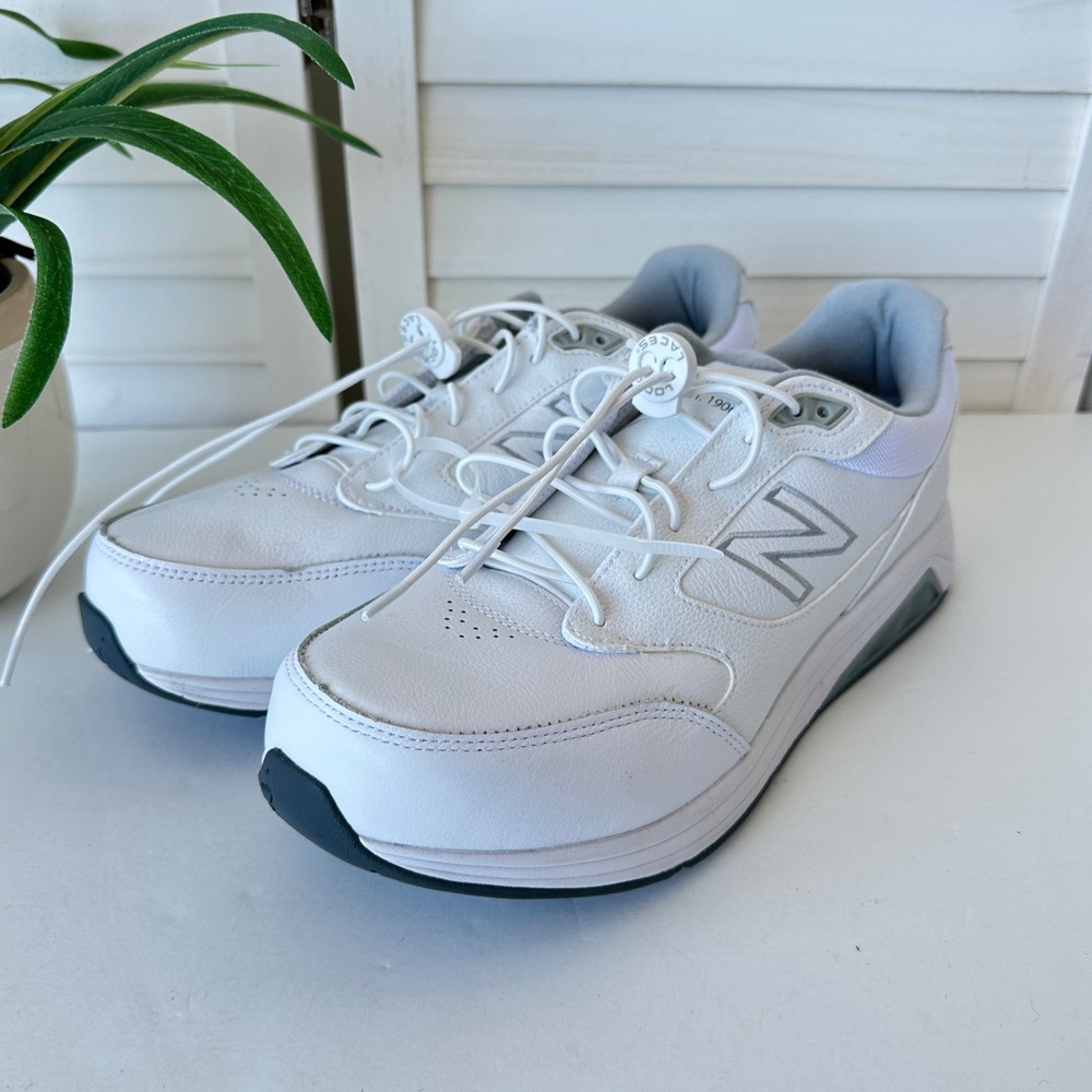 NWOT New Balance 928v3 Sneakers Mens White Leather Walking Shoes Size 10 4E